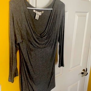 3 quarter length sleeves, gray